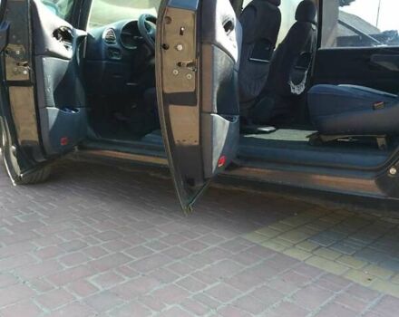 Черный Фольксваген Шаран, объемом двигателя 2.8 л и пробегом 390 тыс. км за 2500 $, фото 18 на Automoto.ua