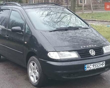 Черный Фольксваген Шаран, объемом двигателя 1.9 л и пробегом 391 тыс. км за 2950 $, фото 11 на Automoto.ua