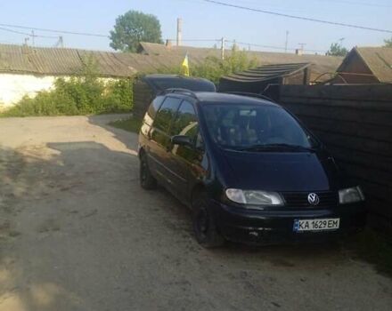 Черный Фольксваген Шаран, объемом двигателя 1.8 л и пробегом 240 тыс. км за 4000 $, фото 8 на Automoto.ua