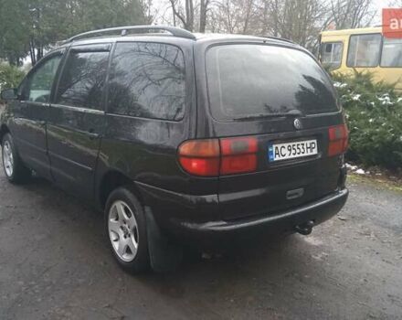 Черный Фольксваген Шаран, объемом двигателя 1.9 л и пробегом 391 тыс. км за 2950 $, фото 6 на Automoto.ua