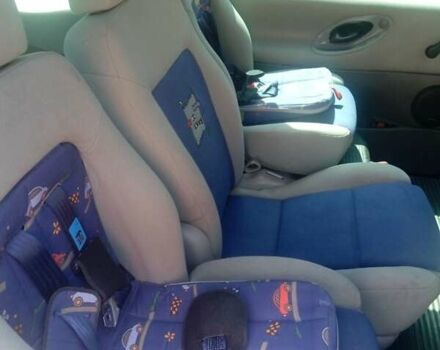 Черный Фольксваген Шаран, объемом двигателя 1.8 л и пробегом 240 тыс. км за 4000 $, фото 1 на Automoto.ua