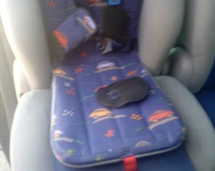 Черный Фольксваген Шаран, объемом двигателя 1.8 л и пробегом 240 тыс. км за 4000 $, фото 3 на Automoto.ua