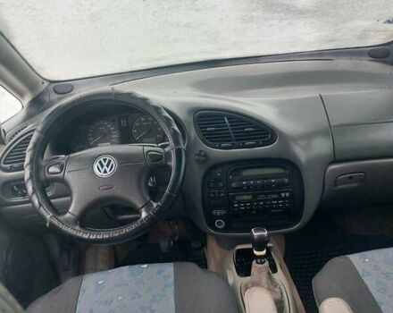 Черный Фольксваген Шаран, объемом двигателя 1.78 л и пробегом 280 тыс. км за 1700 $, фото 8 на Automoto.ua