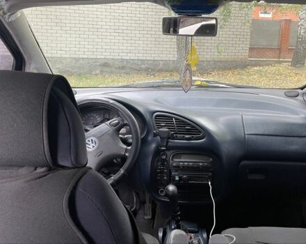 Черный Фольксваген Шаран, объемом двигателя 2.8 л и пробегом 340 тыс. км за 1700 $, фото 5 на Automoto.ua