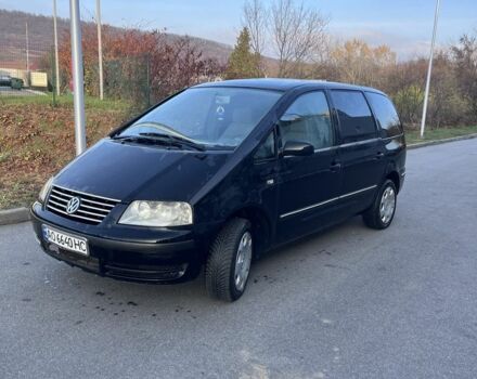 Черный Фольксваген Шаран, объемом двигателя 1.9 л и пробегом 397 тыс. км за 3200 $, фото 2 на Automoto.ua