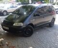Чорний Фольксваген Шаран, об'ємом двигуна 1.9 л та пробігом 350 тис. км за 3800 $, фото 1 на Automoto.ua