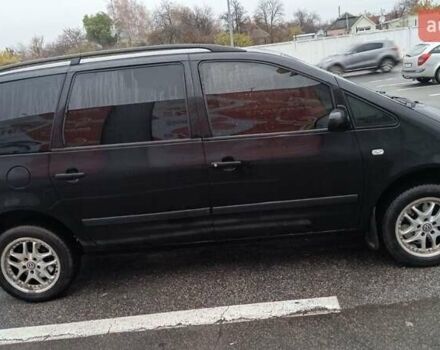 Черный Фольксваген Шаран, объемом двигателя 1.8 л и пробегом 38 тыс. км за 4100 $, фото 3 на Automoto.ua