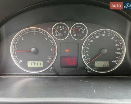 Черный Фольксваген Шаран, объемом двигателя 1.9 л и пробегом 522 тыс. км за 4200 $, фото 3 на Automoto.ua