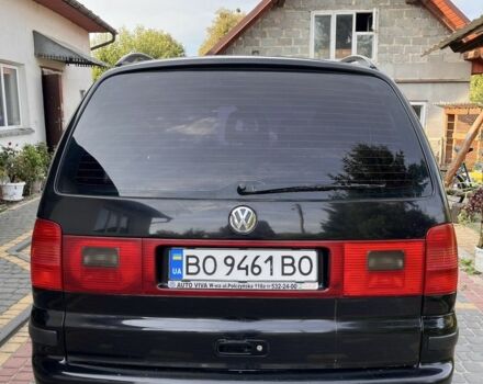 Черный Фольксваген Шаран, объемом двигателя 1.9 л и пробегом 522 тыс. км за 4200 $, фото 2 на Automoto.ua