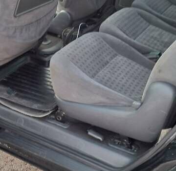 Черный Фольксваген Шаран, объемом двигателя 1.78 л и пробегом 236 тыс. км за 5500 $, фото 11 на Automoto.ua