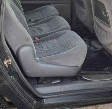 Черный Фольксваген Шаран, объемом двигателя 1.78 л и пробегом 236 тыс. км за 5500 $, фото 7 на Automoto.ua