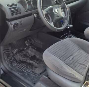 Черный Фольксваген Шаран, объемом двигателя 1.78 л и пробегом 236 тыс. км за 5500 $, фото 10 на Automoto.ua