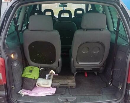 Черный Фольксваген Шаран, объемом двигателя 1.9 л и пробегом 350 тыс. км за 5000 $, фото 13 на Automoto.ua