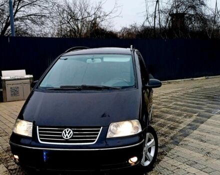 Черный Фольксваген Шаран, объемом двигателя 1.9 л и пробегом 260 тыс. км за 6500 $, фото 1 на Automoto.ua