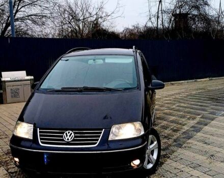 Черный Фольксваген Шаран, объемом двигателя 1 л и пробегом 260 тыс. км за 6500 $, фото 4 на Automoto.ua