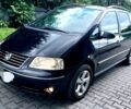 Черный Фольксваген Шаран, объемом двигателя 1 л и пробегом 260 тыс. км за 6500 $, фото 2 на Automoto.ua