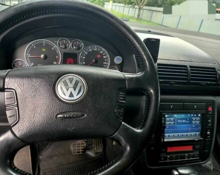 Черный Фольксваген Шаран, объемом двигателя 1 л и пробегом 260 тыс. км за 6500 $, фото 5 на Automoto.ua