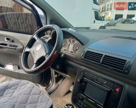 Черный Фольксваген Шаран, объемом двигателя 1.78 л и пробегом 111 тыс. км за 4850 $, фото 7 на Automoto.ua