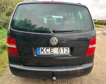 Черный Фольксваген Шаран, объемом двигателя 2 л и пробегом 300 тыс. км за 2810 $, фото 5 на Automoto.ua