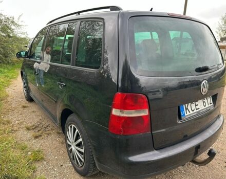 Черный Фольксваген Шаран, объемом двигателя 2 л и пробегом 300 тыс. км за 2810 $, фото 3 на Automoto.ua