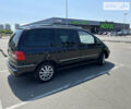 Черный Фольксваген Шаран, объемом двигателя 1.8 л и пробегом 206 тыс. км за 7100 $, фото 1 на Automoto.ua