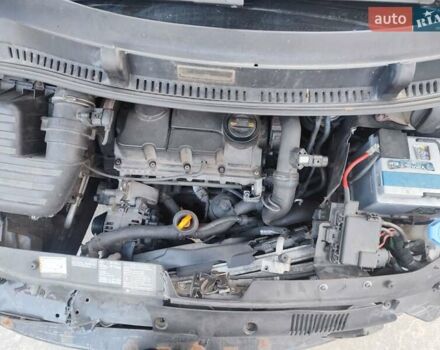 Черный Фольксваген Шаран, объемом двигателя 1.97 л и пробегом 291 тыс. км за 3000 $, фото 10 на Automoto.ua