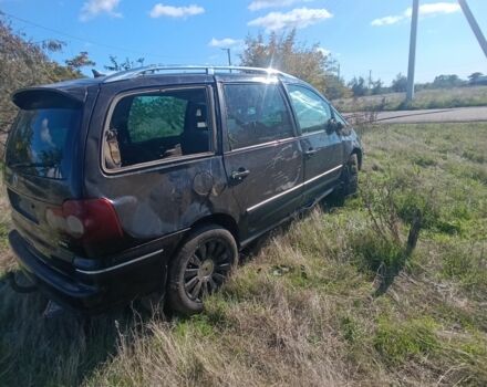 Чорний Фольксваген Шаран, об'ємом двигуна 0 л та пробігом 150 тис. км за 2500 $, фото 2 на Automoto.ua