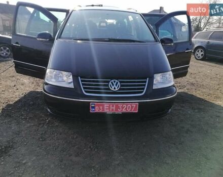 Черный Фольксваген Шаран, объемом двигателя 2 л и пробегом 241 тыс. км за 7950 $, фото 6 на Automoto.ua