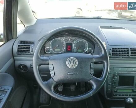 Черный Фольксваген Шаран, объемом двигателя 2 л и пробегом 241 тыс. км за 7950 $, фото 31 на Automoto.ua