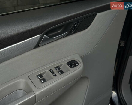 Черный Фольксваген Шаран, объемом двигателя 2 л и пробегом 245 тыс. км за 9900 $, фото 35 на Automoto.ua