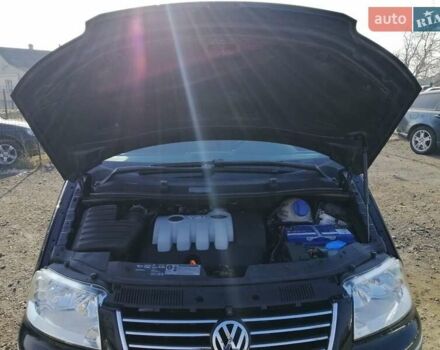 Черный Фольксваген Шаран, объемом двигателя 2 л и пробегом 241 тыс. км за 7950 $, фото 38 на Automoto.ua