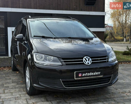 Черный Фольксваген Шаран, объемом двигателя 2 л и пробегом 245 тыс. км за 9900 $, фото 1 на Automoto.ua