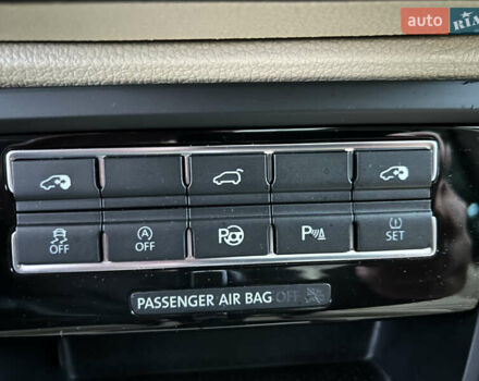 Чорний Фольксваген Шаран, об'ємом двигуна 2 л та пробігом 111 тис. км за 16700 $, фото 28 на Automoto.ua