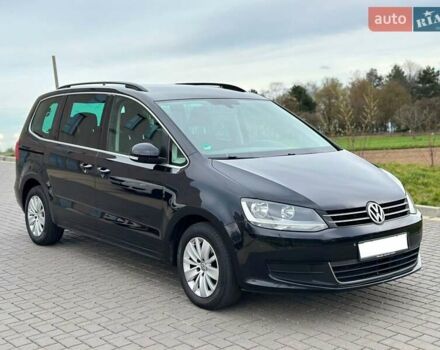 Черный Фольксваген Шаран, объемом двигателя 2 л и пробегом 477 тыс. км за 12300 $, фото 38 на Automoto.ua