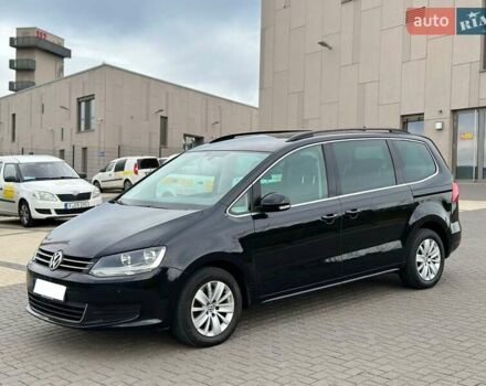 Черный Фольксваген Шаран, объемом двигателя 2 л и пробегом 477 тыс. км за 12300 $, фото 1 на Automoto.ua