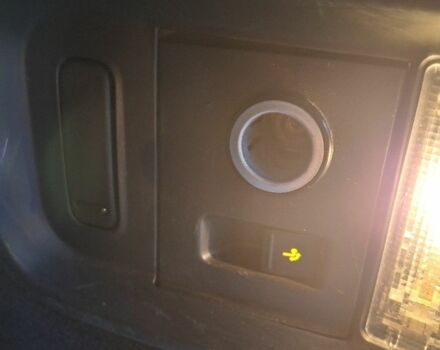 Чорний Фольксваген Шаран, об'ємом двигуна 2 л та пробігом 289 тис. км за 15000 $, фото 13 на Automoto.ua