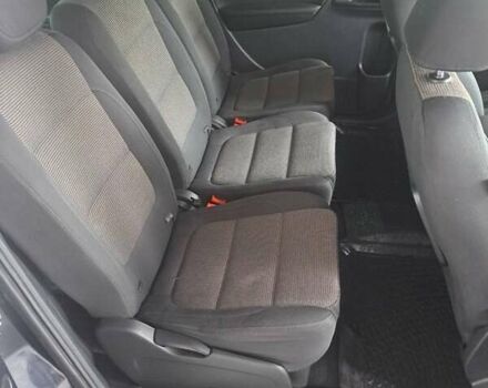 Чорний Фольксваген Шаран, об'ємом двигуна 2 л та пробігом 290 тис. км за 10500 $, фото 2 на Automoto.ua