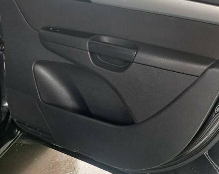 Чорний Фольксваген Шаран, об'ємом двигуна 2 л та пробігом 290 тис. км за 10500 $, фото 3 на Automoto.ua