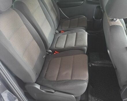 Чорний Фольксваген Шаран, об'ємом двигуна 2 л та пробігом 290 тис. км за 10500 $, фото 16 на Automoto.ua