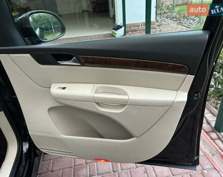 Чорний Фольксваген Шаран, об'ємом двигуна 2 л та пробігом 111 тис. км за 16700 $, фото 70 на Automoto.ua