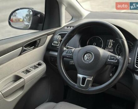 Черный Фольксваген Шаран, объемом двигателя 2 л и пробегом 319 тыс. км за 11500 $, фото 22 на Automoto.ua