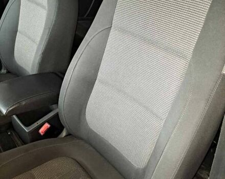 Чорний Фольксваген Шаран, об'ємом двигуна 2 л та пробігом 290 тис. км за 10500 $, фото 9 на Automoto.ua