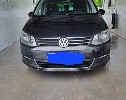 Чорний Фольксваген Шаран, об'ємом двигуна 2 л та пробігом 290 тис. км за 10500 $, фото 6 на Automoto.ua