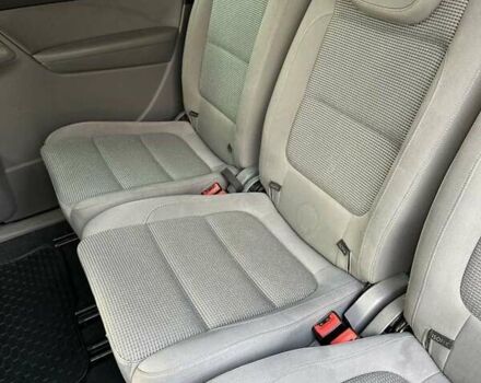 Черный Фольксваген Шаран, объемом двигателя 2 л и пробегом 319 тыс. км за 11500 $, фото 13 на Automoto.ua