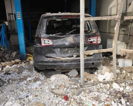 Черный Фольксваген Шаран, объемом двигателя 2 л и пробегом 341 тыс. км за 3500 $, фото 1 на Automoto.ua