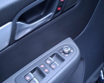 Чорний Фольксваген Шаран, об'ємом двигуна 2 л та пробігом 289 тис. км за 15000 $, фото 8 на Automoto.ua