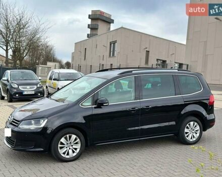 Черный Фольксваген Шаран, объемом двигателя 2 л и пробегом 477 тыс. км за 12300 $, фото 6 на Automoto.ua