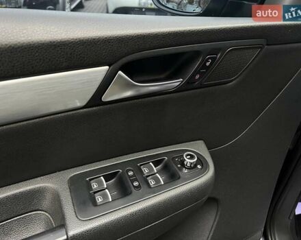 Черный Фольксваген Шаран, объемом двигателя 1.97 л и пробегом 285 тыс. км за 14700 $, фото 14 на Automoto.ua