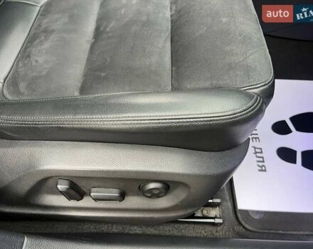 Черный Фольксваген Шаран, объемом двигателя 1.97 л и пробегом 285 тыс. км за 14700 $, фото 9 на Automoto.ua