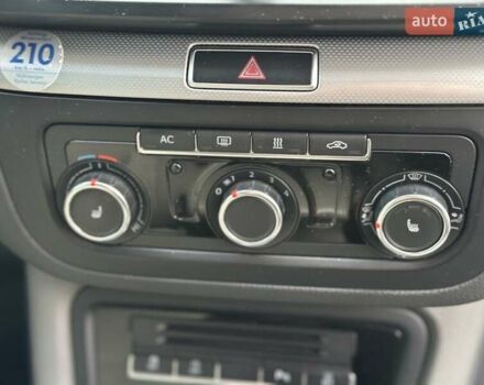 Черный Фольксваген Шаран, объемом двигателя 2 л и пробегом 319 тыс. км за 11500 $, фото 24 на Automoto.ua